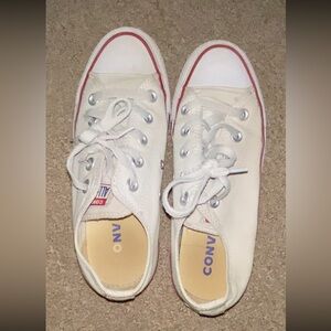 Converse Women’s Chuck Taylor All Star Low Rise Sneakers